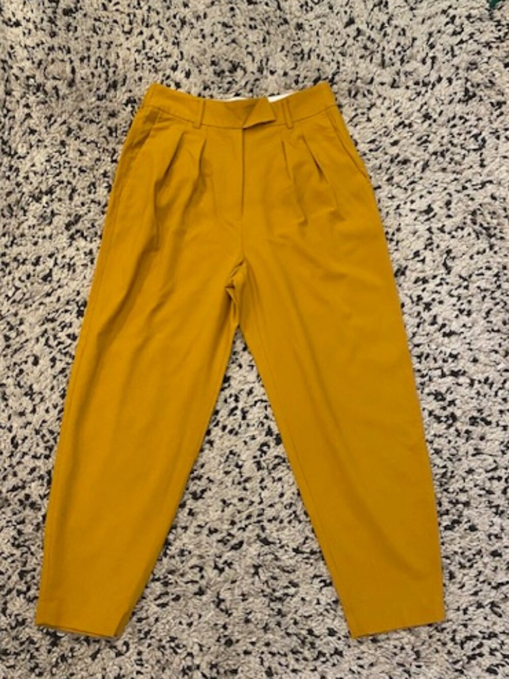 Babaton Aritizia Altelier Mustard Yellow Wool Pants size 8